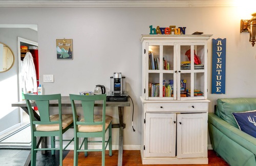 Delta Junction House | Delta Junction Rental w/Shared Pool & Hot Tub!