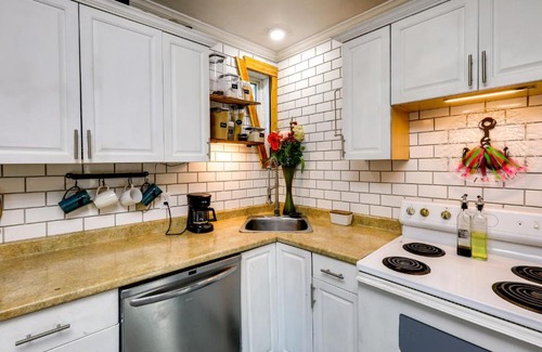 Delta Junction House | Delta Junction Rental with Shared Pool and Hot Tub!