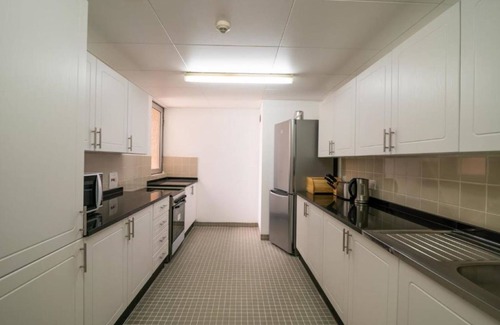 Trade Center Apartment | Deluxe 2BR Near World Trade Center Dubai