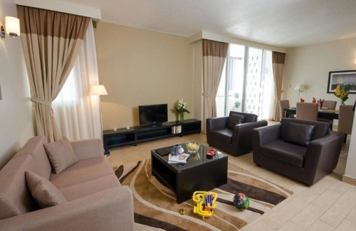 Trade Center Apartment | Deluxe 2BR Near World Trade Center Dubai