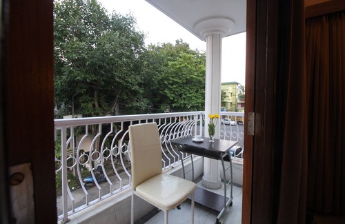 Salt Lake House | Deluxe AC Room w/Balcony at Anamitra Guest House #2