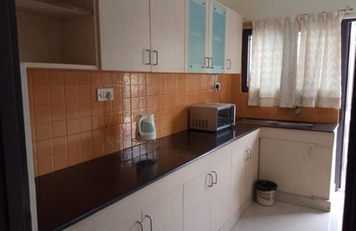 Shivaji Nagar Apartment | Deluxe Apartment #3 at Regal Business Suitesn