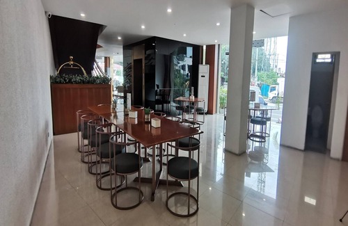 Angeles City House | Deluxe Double | Pampanga Near Clark Airport