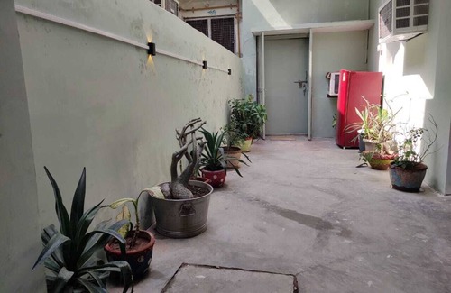 Varanasi House | Deluxe Double Room 1 - Gauranga Kutir Varanasi