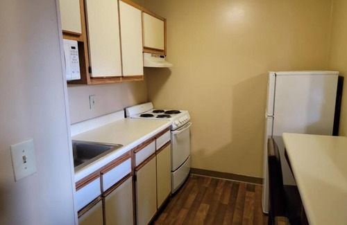 Cary Apartment | Deluxe Double Studio at Extended Stay Cary 1