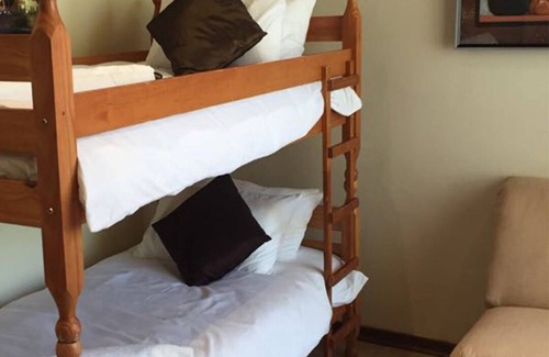 Greater Johannesburg Metropolitan Area House | Deluxe Family Apartment [Villa MikaMora]