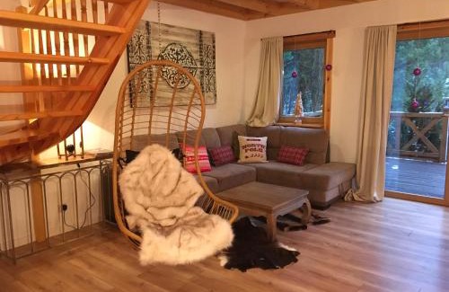 gmina Osieczna Villa | Deluxe Holiday Zdrojowa -Willa typu Alpejskiego w Borach Tucholskich-Całoroczna Balia z jacuzzi-Prywatny las i strumyk -Duża Wiata grillowa