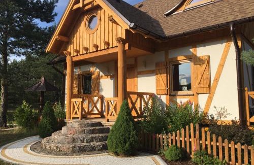 gmina Osieczna Villa | Deluxe Holiday Zdrojowa -Willa typu Alpejskiego w Borach Tucholskich-Całoroczna Balia z jacuzzi-Prywatny las i strumyk -Duża Wiata grillowa