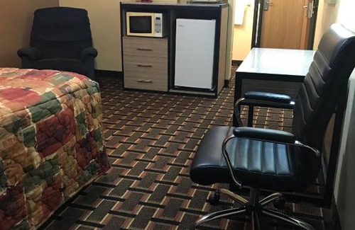 Nebraska City Hotel | Deluxe Inn Nebraska City
