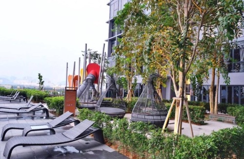Malaysian Police Training Centre Apartment | Deluxe King Suite with Garden View 8
