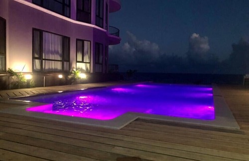 San Pedro Condo | Deluxe Ocean Front Suites A4- Pool/Jacuzzi/heart of Town