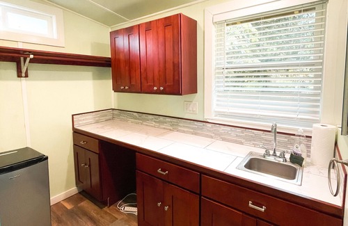 Pahoa Cabin | Deluxe Premium Cabin at Eco Retreat & Farm-Stay