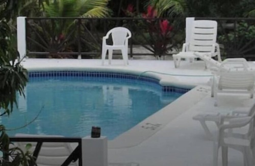 Negril Apartment | Deluxe Queen Studio 3