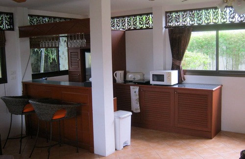 Bang Po Apartment | Deluxe, Spacious Beachside one Bedroom