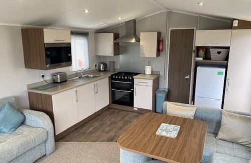 Prestonpans House | Deluxe, Spacious, Modern 3 Bedroom Holiday Home