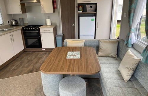Prestonpans House | Deluxe, Spacious, Modern 3 Bedroom Holiday Home