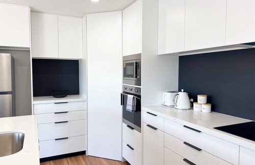 Wagga Wagga Apartment | Deluxe stay in central Wagga Wagga with essential conveniences nearby!