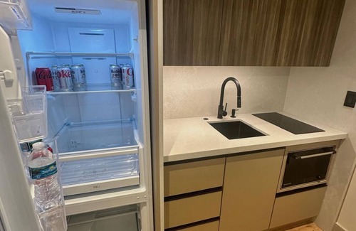 Brickell Apartment | Deluxe Studio in Brickell with FREE parking & welcome wine