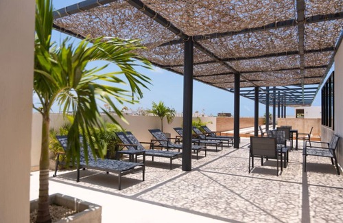Zama Apartment | Deluxe Studio with Fitness & Rooftop Pool