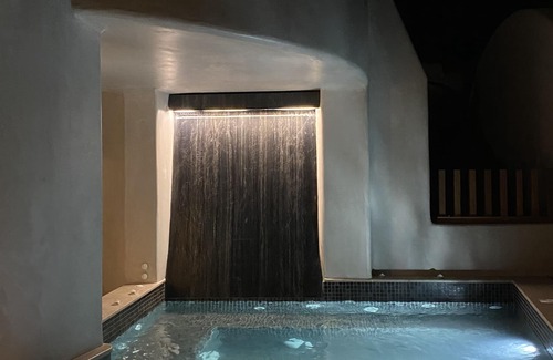 Vothon Apartment | Deluxe Suite with private Pool