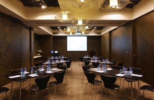 Putuo Apartment | Deluxe Twin Loft Studio | 450 m from Langao Road Station | Shanghai