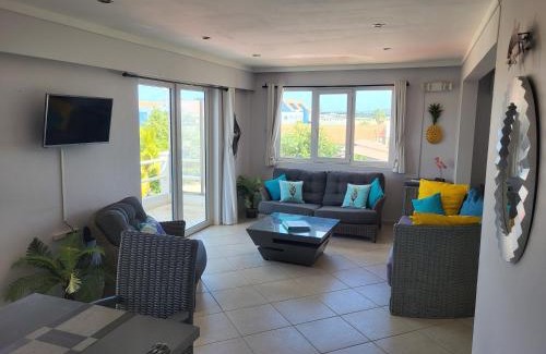 Kralendijk Apartment | Den Laman - Balloonfish