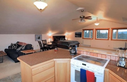 Healy House | Denali King Suite with Amazing Views!