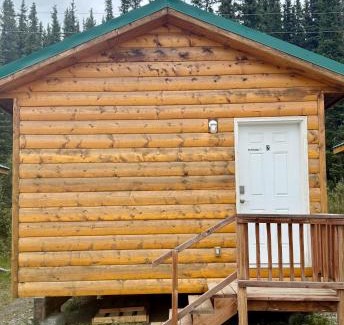 Denali Hotel | Denali Rainbow Village RV Park and Motel