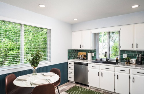 Berkley House | Denver Emerald - 2 Bedrooms/1 Full Bath/Sleeps 4 [Close to Downtown]