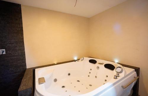 Cuenca Apartment | Depar de lujo duplex familiar con Jaccuzi