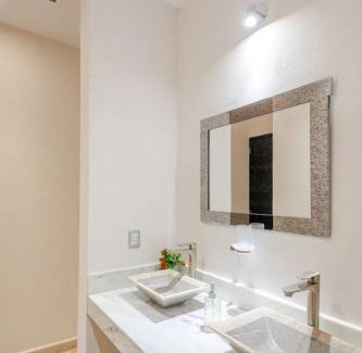 Akumal Apartment | Departamento 5, Tulum Country Home, con Muelle de Pesca, Club de Playa, Alberca, Cenote y Campo de Golf, Contrata Day Pass Bahia Principe