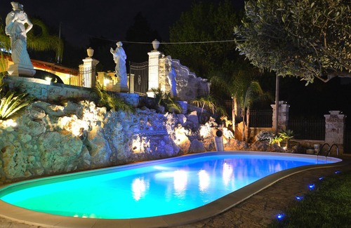 Alcamo House | Dependance Desirée, piscina ad uso esclusivo e Jac