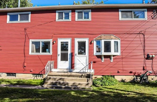 Depew House | DePew Vacation Rental ~ 10 Mi to Buffalo!Near the Airport