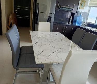 Crucita Apartment | Dept Familiar en crucita a pasos de la playa con auto check in