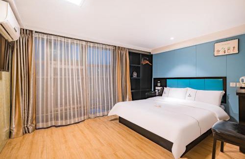 Chaoyang Hotel | Dequan Hotel chaoyang high speedtrain of China Branch
