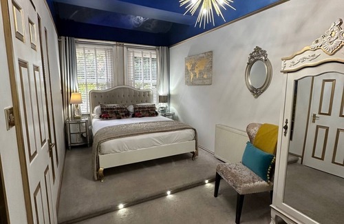 Boscombe Bed & Breakfast | Derby Manor