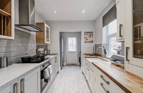 Crewe House | Derrington House - By Sigma Stays