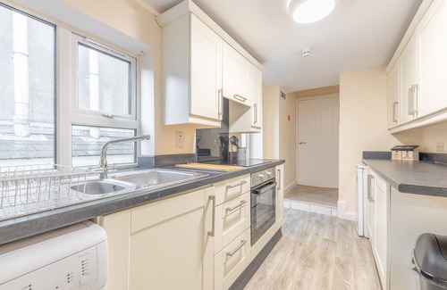 Londonderry Apartment | Derry City, Northern Ireland - Violet Suite Apartments (B), 4 Guests (1 Apartment) or 8 Guests (2 Ap