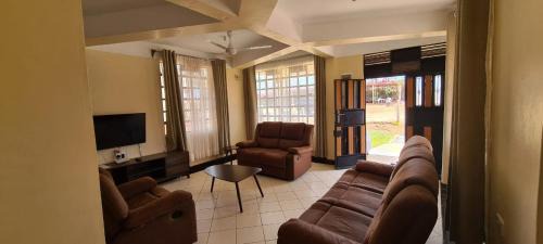 Voi Villa | Desa Homes
