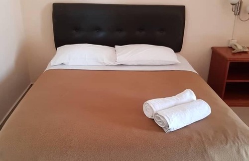 Kampung Tebat Kening Hotel | Desa Inn Hotel