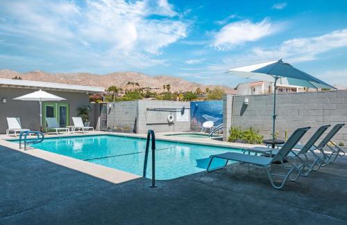 Desert Hot Springs Hotel | Desert Hot Springs Inn