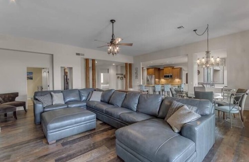 Scottsdale House | Desert Retreat with Dream Backyard - Separate Casita
