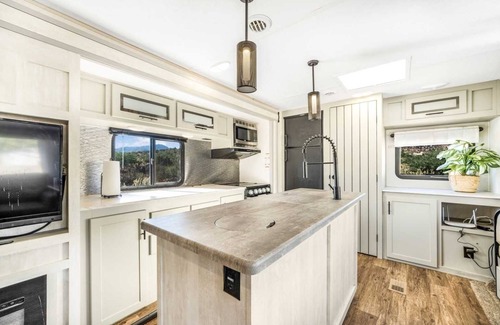 Jacumba RV Rental | Desert Tiny Home B37: Surrounded by Mountains! Close to Jacumba Hot Springs