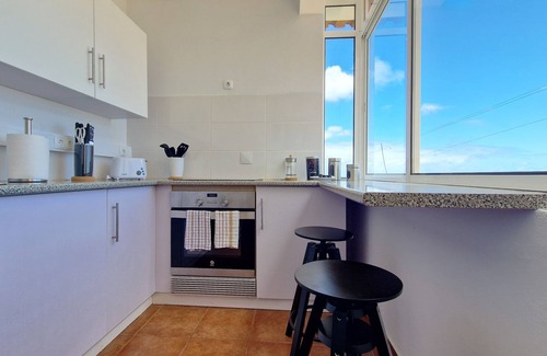Gaula Apartment | Desertas Vista Ninho by LovelyStay
