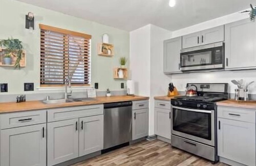 Twentynine Palms House | DesertDreamscape Sauna Cold Plunge SPA 3 min to JT