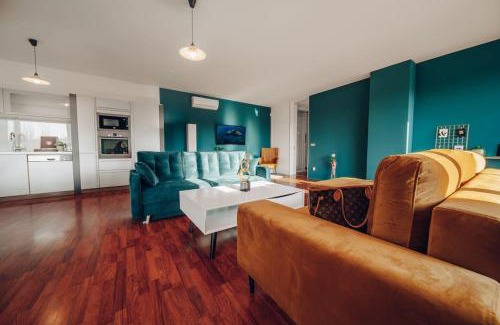 Prague 13 Apartment | Design 3BD apartment cooking area in architect villa