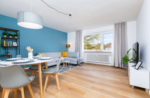 Haunstetten-Sud Condo | Design Apartment - 2 Bedrooms - Kitchen - Free Parking