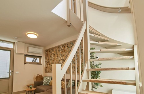 Scheveningen Badplaats Apartment | Design apartment near the beach