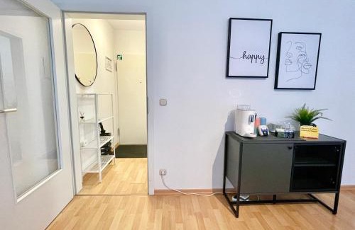 Zentrum-Nord Apartment | Design City Apt Daisy - Modern, Zentral, Kaffeebar