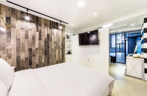 Beon 1-dong Hotel | Design Hotel Daniel Campanella